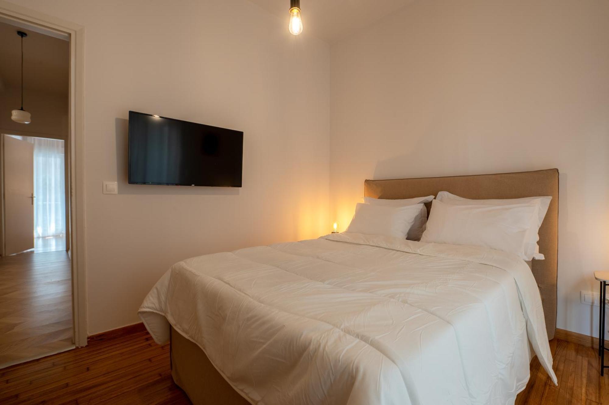 Pop Apartment At Koukaki Афины Экстерьер фото