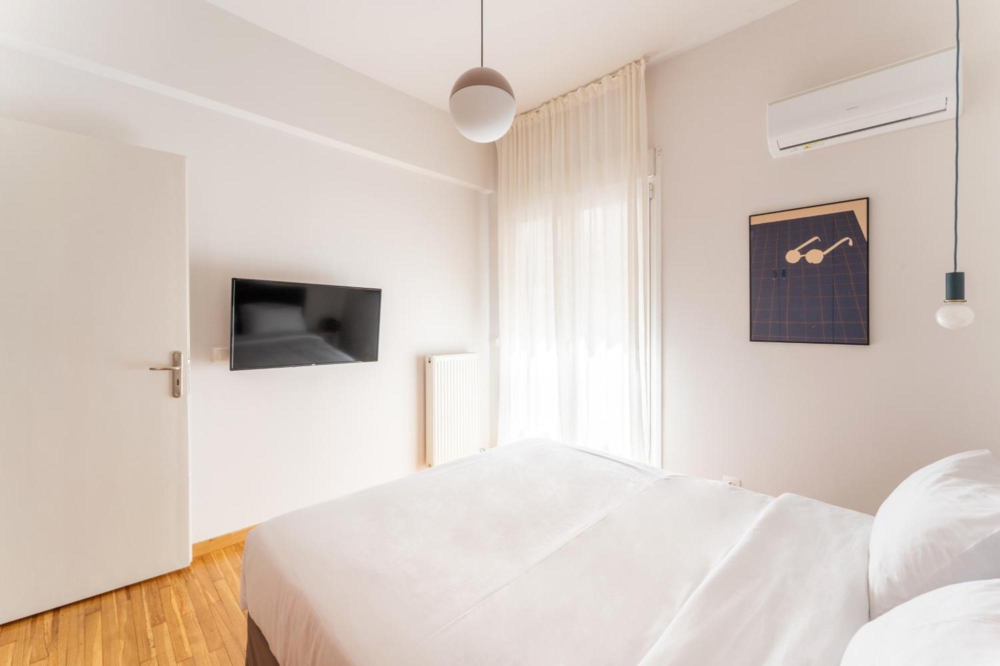 Pop Apartment At Koukaki Афины Экстерьер фото